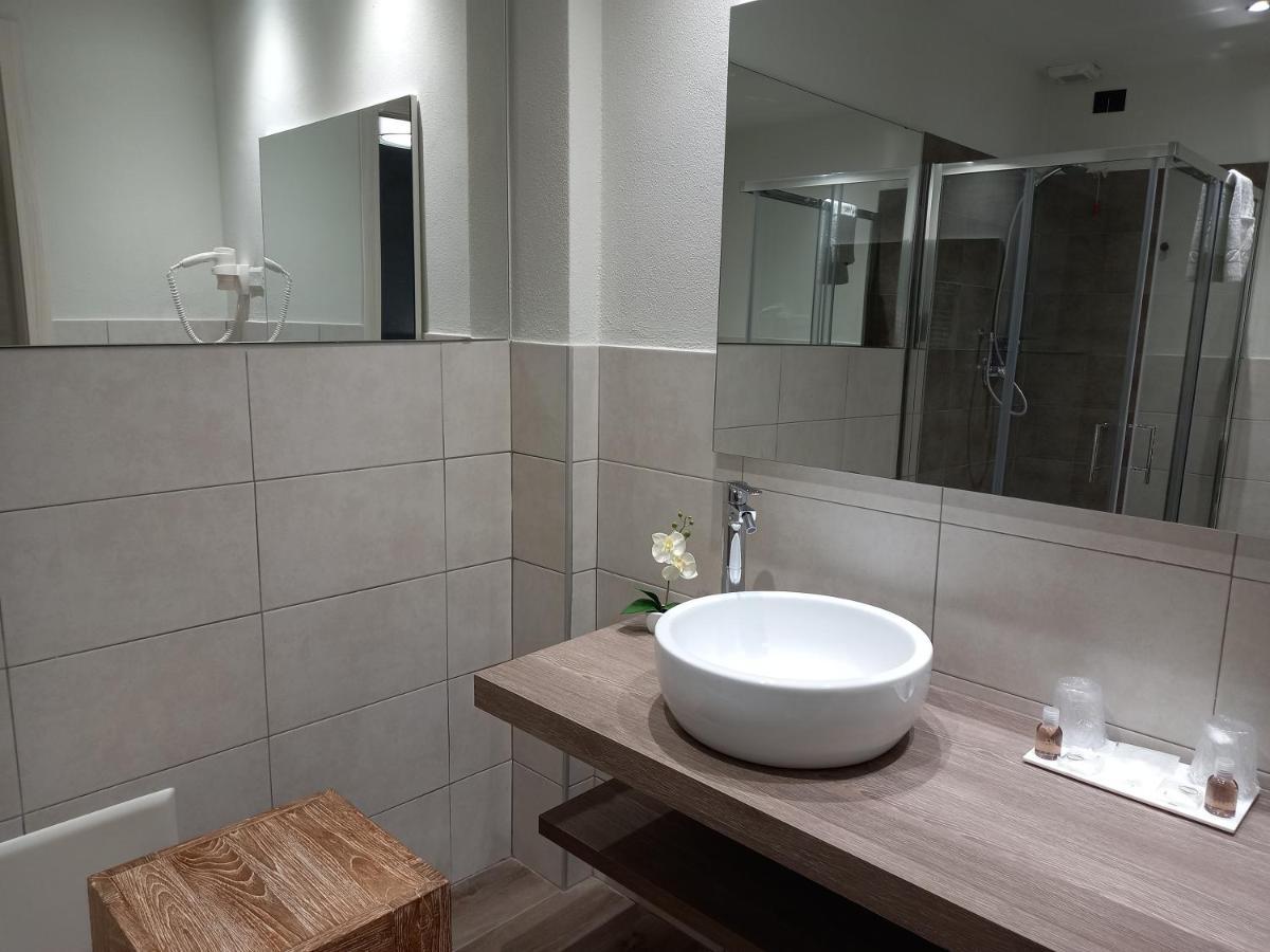 מלון נובי ליגורה Residenza Novi מראה חיצוני תמונה